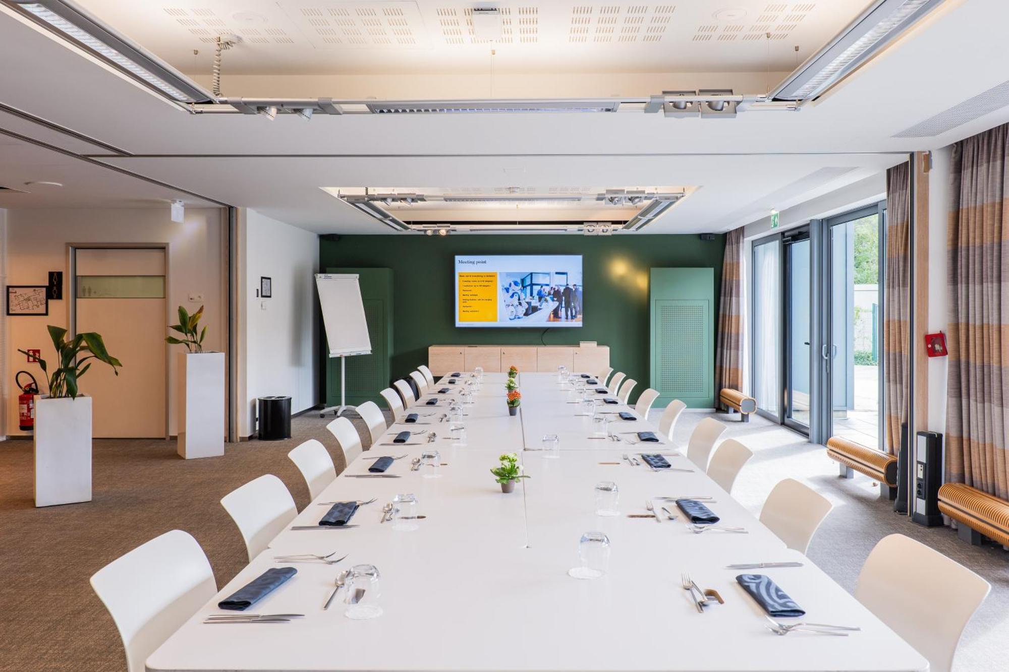 Voco Brussels City North By Ihg Vilvoorde Exterior foto